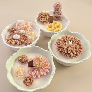 Dekorgyertya kerámia talárban - Meska.hu