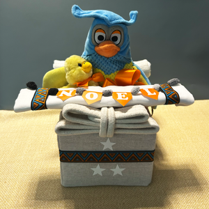 BAGOLY-REPCSI bababox, névre szóló babalátogató pelenkatorta, babaüdvözlő ajándék - baba - mama - pelenkázó, babafürdető kellékek - pelenkatorta - Meska.hu