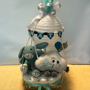 FELLEGEKBEN bababox, névre szóló babalátogató pelenkatorta, babaüdvözlő ajándék - baba - mama - pelenkázó, babafürdető kellékek - pelenkatorta - Meska.hu