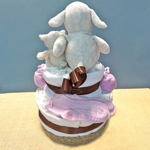 BARI-TORTA nagy, emeletes névre szóló pelenkatorta, babalátogató-, babaüdvözlő ajándék - baba - mama - pelenkázó, babafürdető kellékek - pelenkatorta - Meska.hu