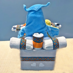 BAGOLY-REPCSI bababox, névre szóló babalátogató pelenkatorta, babaüdvözlő ajándék - baba - mama - pelenkázó, babafürdető kellékek - pelenkatorta - Meska.hu