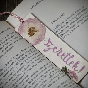 Fa könyvjelző szárazvirág díszítéssel - könyv & zene - könyvjelző - Meska.hu Fa könyvjelző szárazvirág díszítéssel - könyv & zene - könyvjelző - Meska.hu