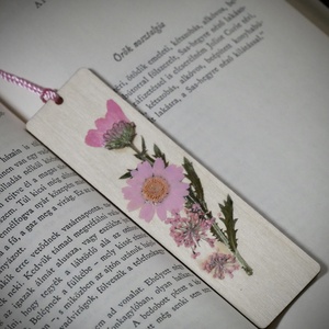 Fa könyvjelző szárazvirág díszítéssel - könyv & zene - könyvjelző - Meska.hu Fa könyvjelző szárazvirág díszítéssel - könyv & zene - könyvjelző - Meska.hu