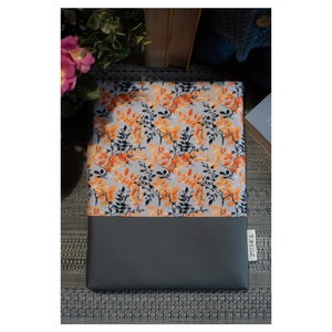 Könyvtok Szürke és bronz virágok, Otthon & Életmód, Papír, írószer, Könyv- és füzetborító, Varrás, MESKA