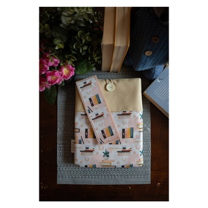 Könyvtok Bézs könyvek vízhatlan, Könyv & Zene, Könyvtok, Varrás, MESKA