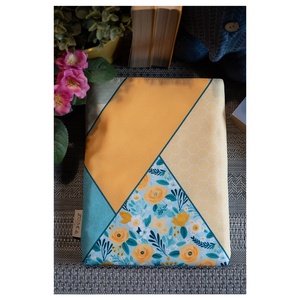 Könyvtok Sárga-kék vonalas vízhatlan, Könyv & Zene, Könyvtok, Varrás, MESKA