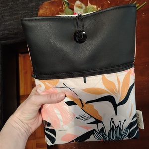 Könyvtok Drapp Tropusi levelek vízhatlan - otthon & életmód - papír, írószer - könyv- és füzetborító - Meska.hu