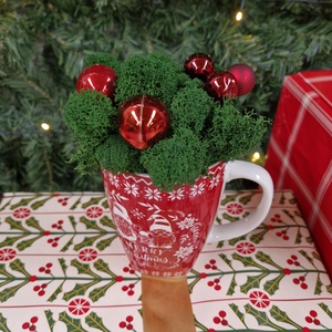 Ünnepi zuzmódísz bögrében - piros - Meska.hu