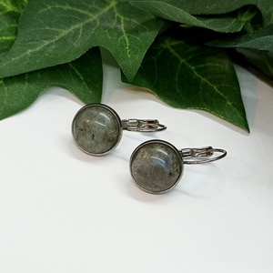 Labradorit ásvány kaboson nemesacél biztonsági kapcsos fülbevaló  - Meska.hu