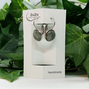 Labradorit ásvány kaboson nemesacél biztonsági kapcsos fülbevaló  - ékszer - fülbevaló - lógó fülbevaló - Meska.hu