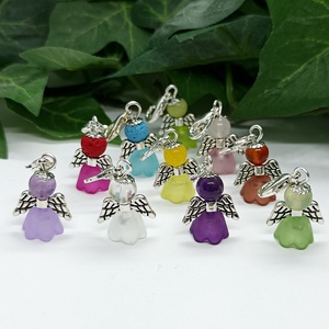 Ásványgyöngyös angyalka medálos kulcstartó, táskadísz - táska & tok - kulcstartó & táskadísz - táskadísz - Meska.hu