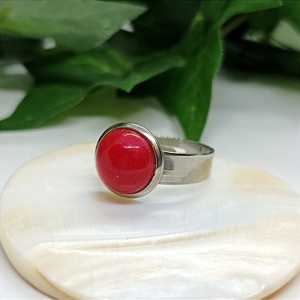 Piros színű műgyanta nemesacél gyűrű - Meska.hu