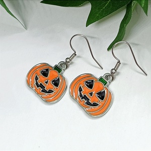  Narancssárga Halloween tök medálos, lógós fülbevaló  - Meska.hu