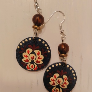Virágos festett fülbevaló  - ékszer - fülbevaló - lógós kerek fülbevaló - Meska.hu Virágos festett fülbevaló  - ékszer - fülbevaló - lógós kerek fülbevaló - Meska.hu