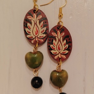 Virágos festett fülbevaló  - ékszer - fülbevaló - lógó fülbevaló - Meska.hu Virágos festett fülbevaló  - ékszer - fülbevaló - lógó fülbevaló - Meska.hu