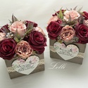 Bordó - capuccino rózsás szülőköszöntő virágdobozok párban